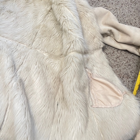Beige Faux Suede Faux Fur Trim Button Front Penny Lane Coat Women's Large warm - Picture 13 of 13